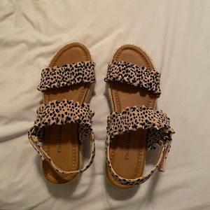Platform leopard print sandals